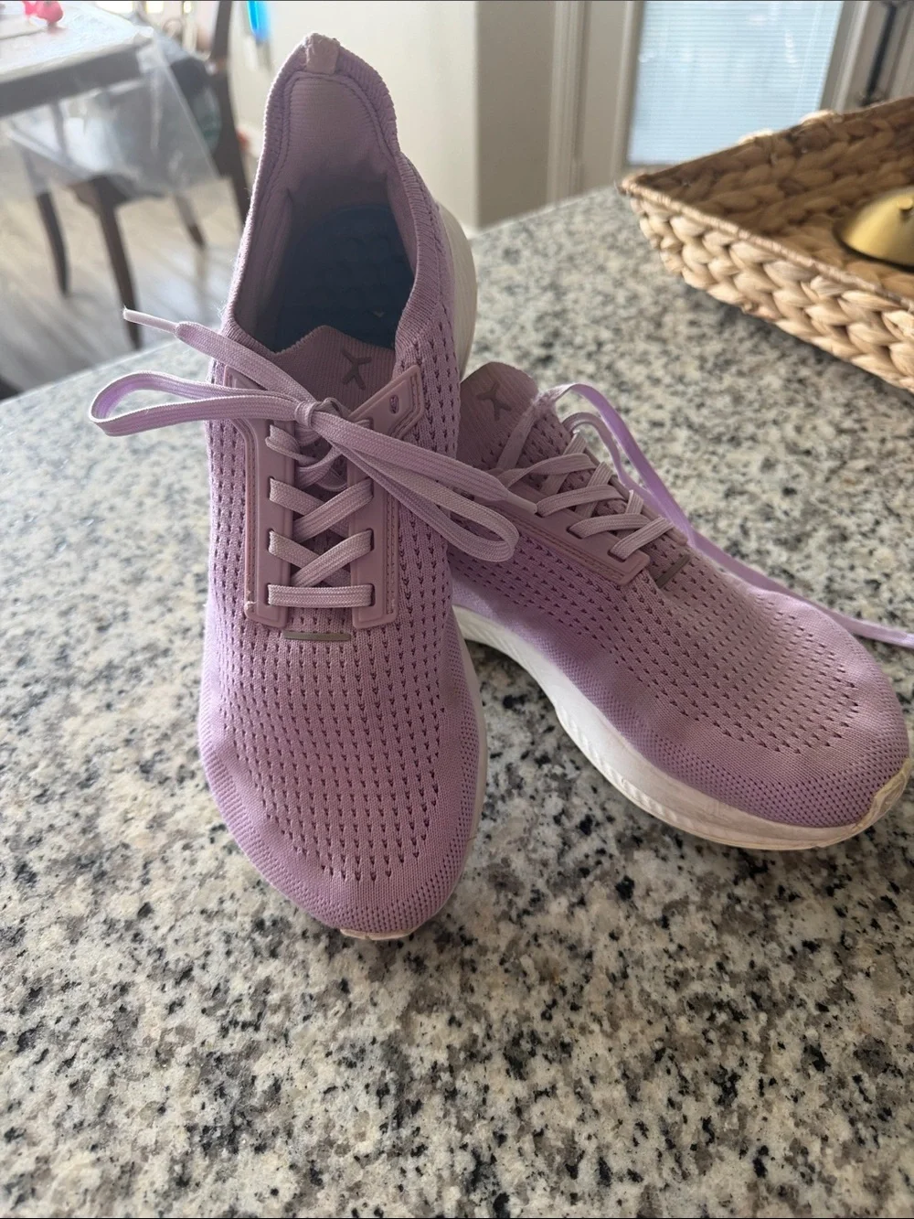 Women's Knit Athletic Sneakers in Light Lavender